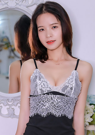 Date the member of your dreams: qiuping(Lucy) from Hangzhou, Asian member for romantic companionship