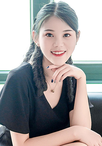 Gorgeous member profiles: China member Min from Hu Nan