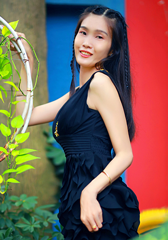 Hundreds of gorgeous pictures: diem phuong, dating online Asian member
