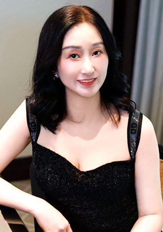 Gorgeous member profiles: Hua from Suzhou, dating Asian member