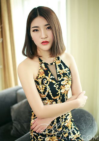 member, China, yuong Member: ying qi from Xinxiang, 20 yo, hair color Brown
